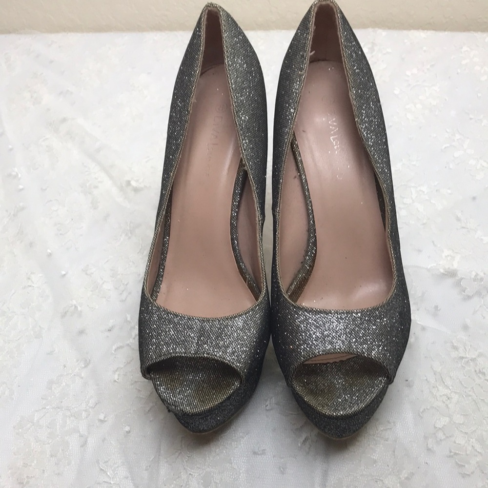 Dva Lounge Silver Sparkling Heels Size 8